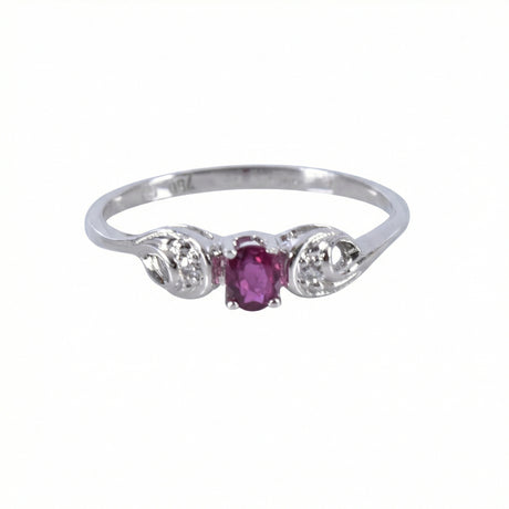 18 k gold ring with diamonds and ruby, handcrafted in Stockholm by Carolinneb 