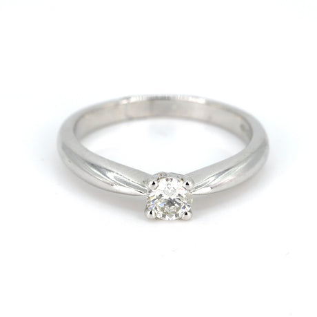 Carolinne B solitaire diamond ring in 18K white gold, 0.25 ct diamond, size 16.5, designed in Stockholm – timeless luxury jewelry.