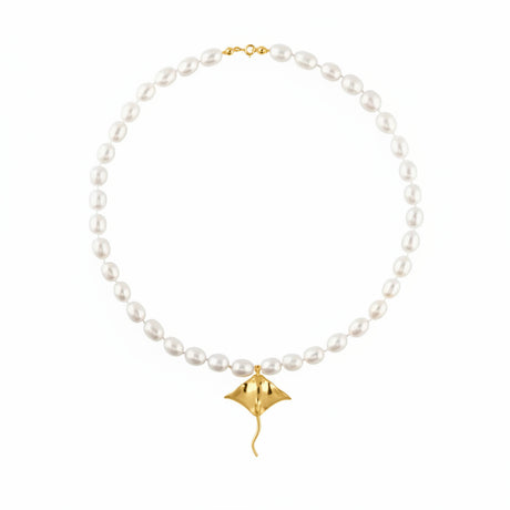 Pearl necklace with a gold stingray pendant - Carolinne B jewelry