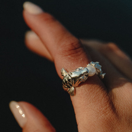 Koi Fish Ring in sterling silver, handcrafted statement jewelry inspired by koi fish – Drifter Collection by Carolinne B, Made in Stockholm